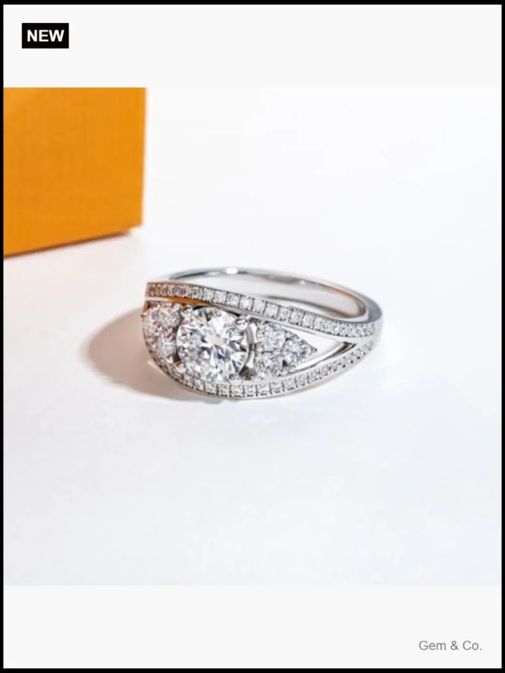 1.59CTTW Moissanite Halo Ring 925 Silver D VVS1 Round Cut Engagement Promise
